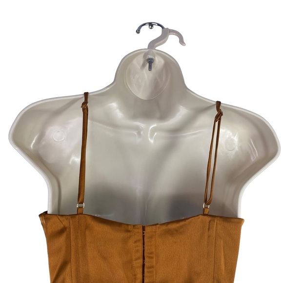 NBD | NWT Archer Crop Top in Gold Size XS - Picture 7 of 10